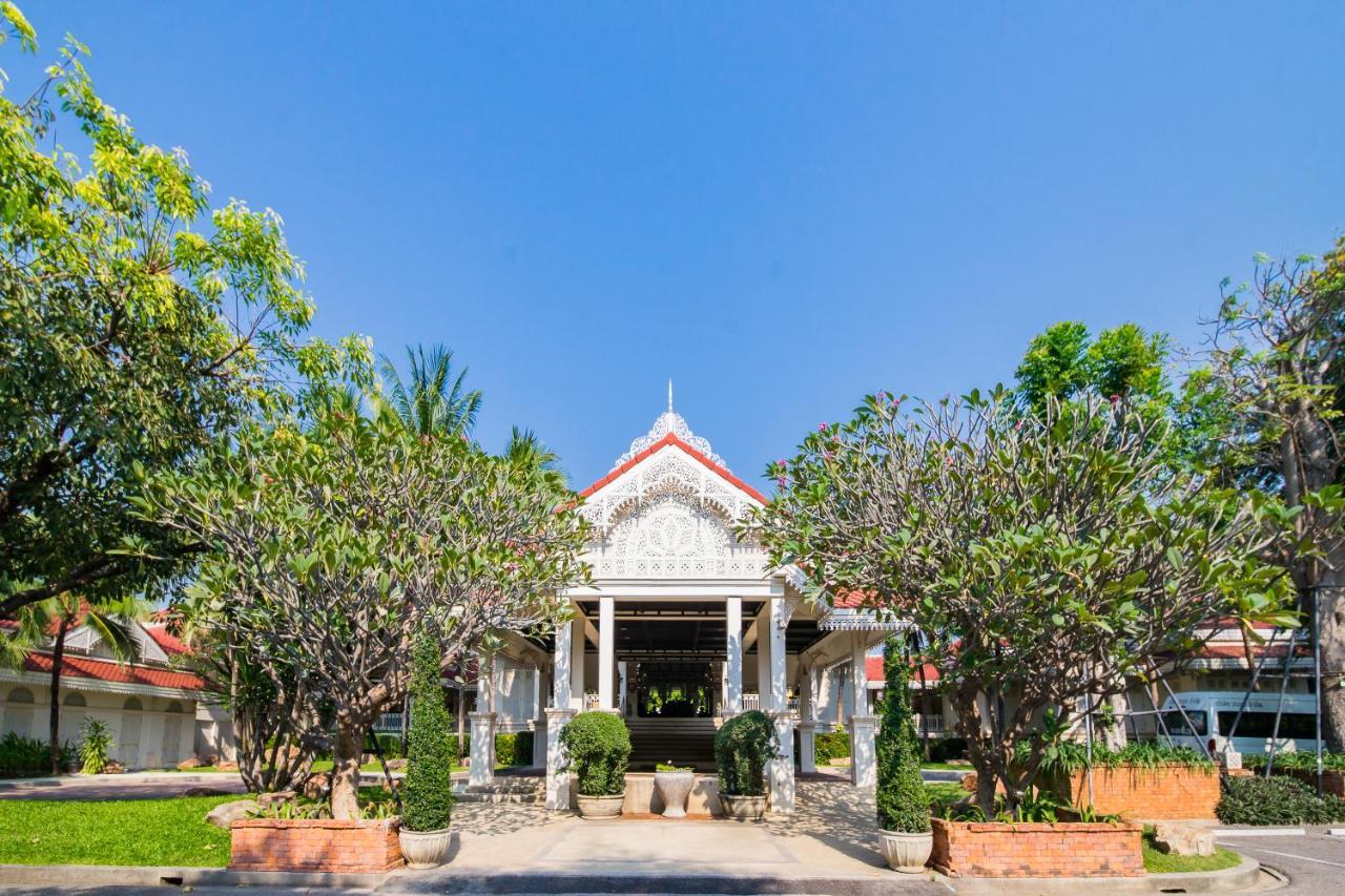 Wora Bura Hua Hin Resort & Spa - Sha Extra Plus Exterior photo