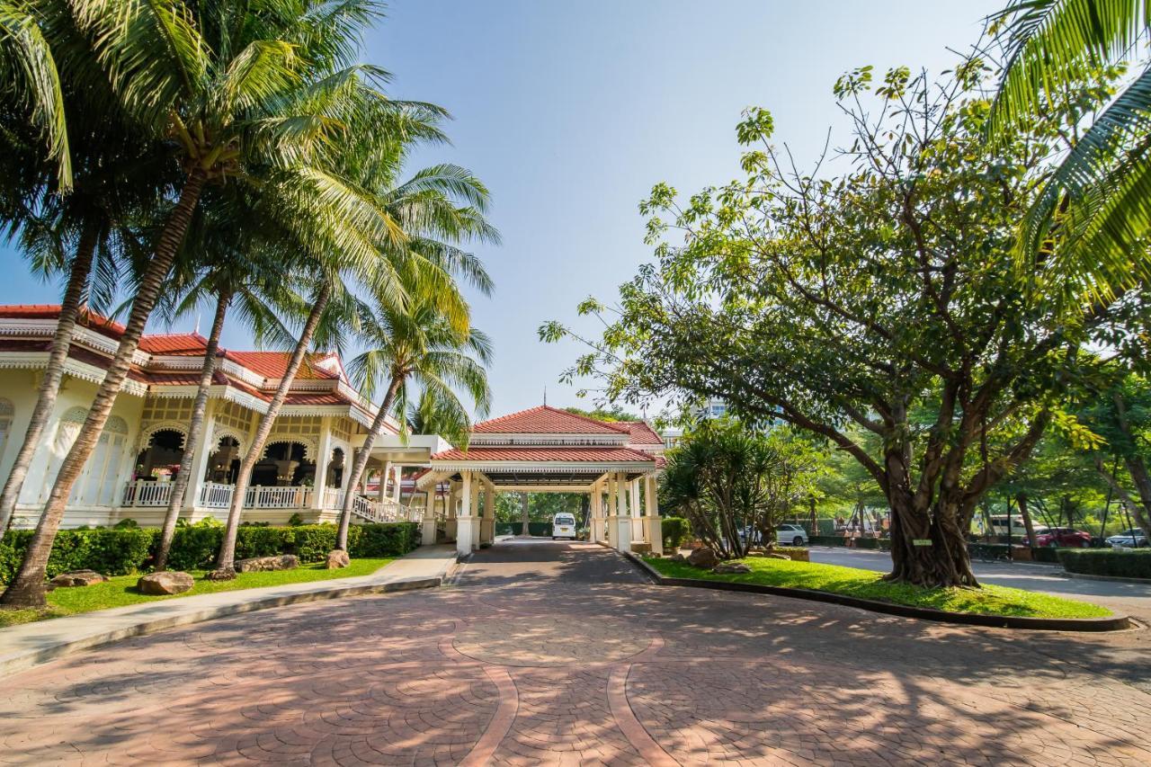 Wora Bura Hua Hin Resort & Spa - Sha Extra Plus Exterior photo